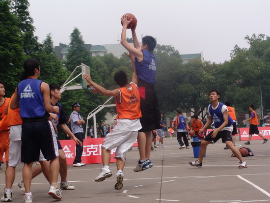 与心理